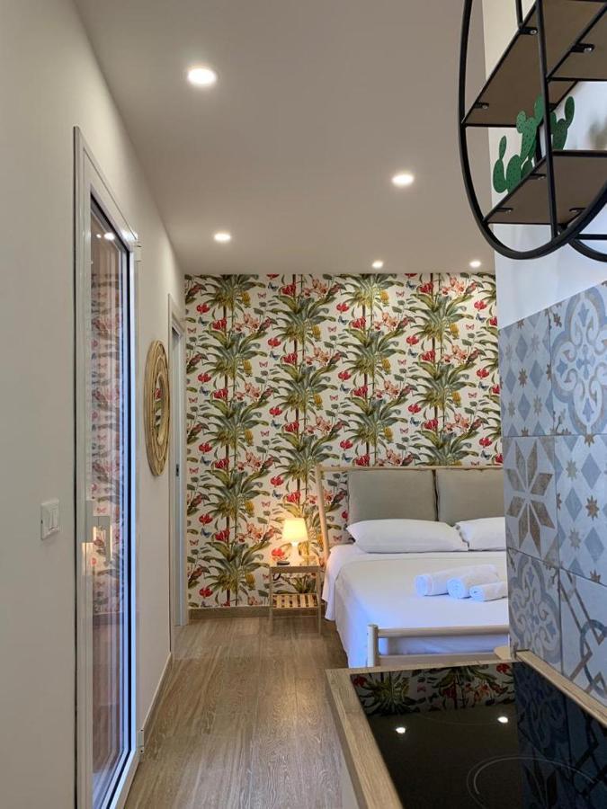 Donna Luisa-Catania Charming Apartman Kültér fotó