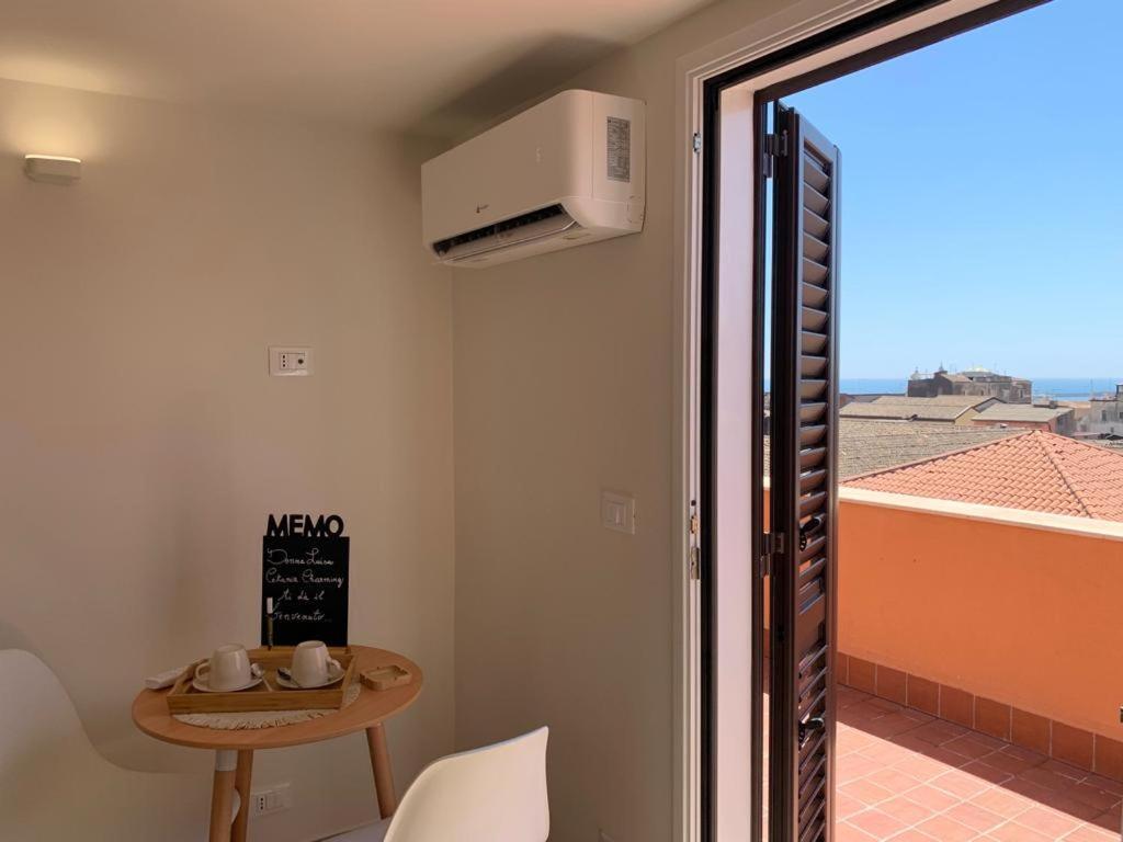 Donna Luisa-Catania Charming Apartman Kültér fotó