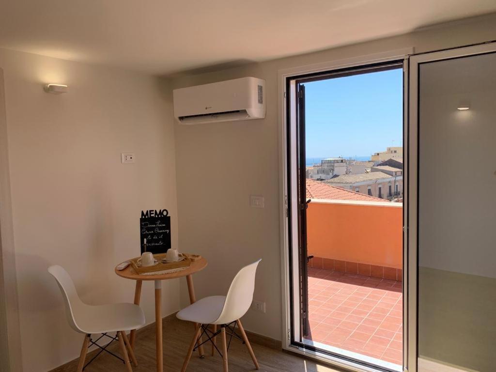 Donna Luisa-Catania Charming Apartman Kültér fotó